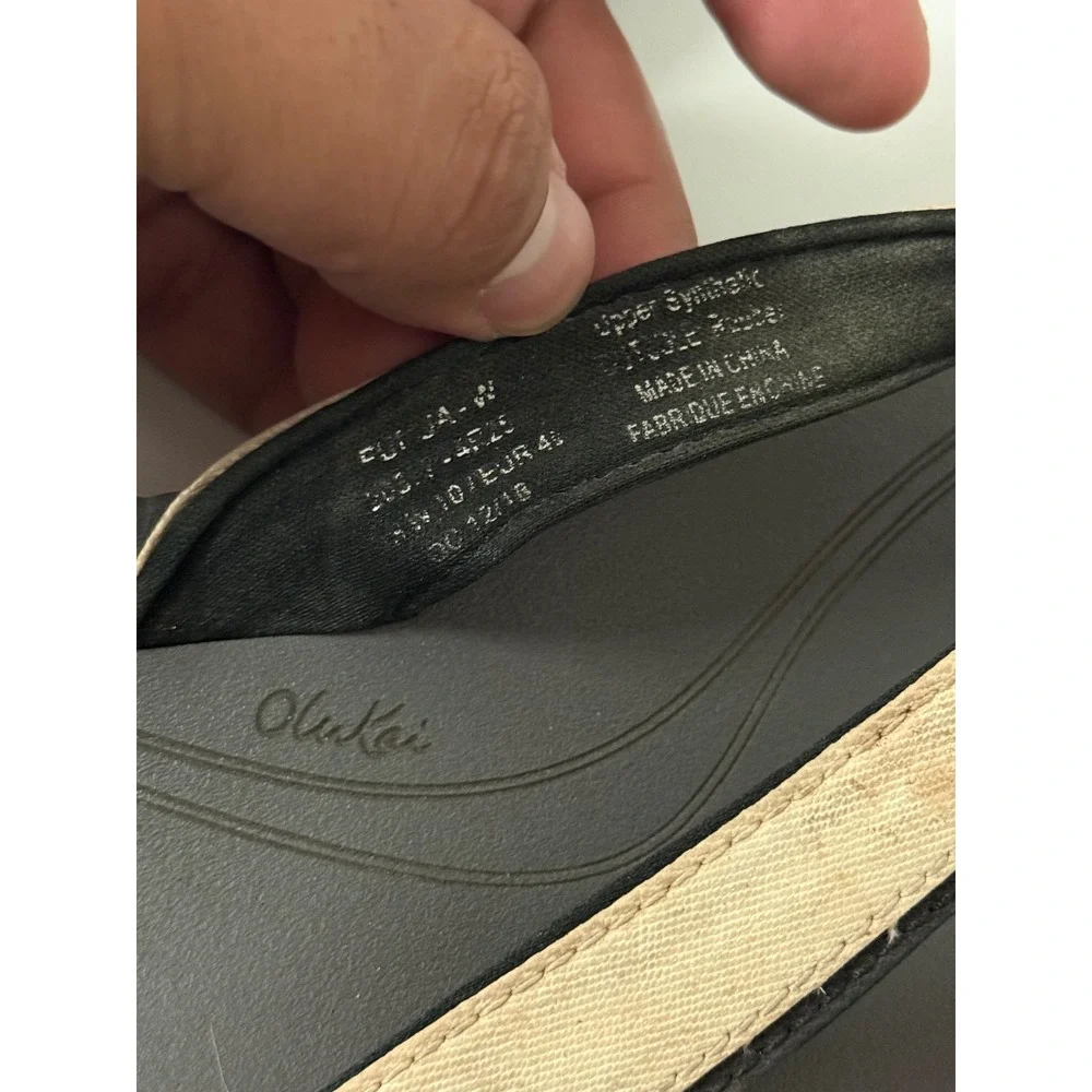 OluKai ohana flip